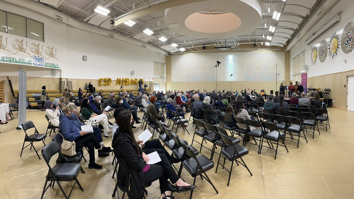 Happening now in Tigard. Mason Bates “Life of Birds” with Zach Galatis, flute, James Shields, clarinet, Emily Cole, violin, Kevin Kunkel, cello. We’re at the Muslim Educational Trust today. #freeconcert #classicalmusic