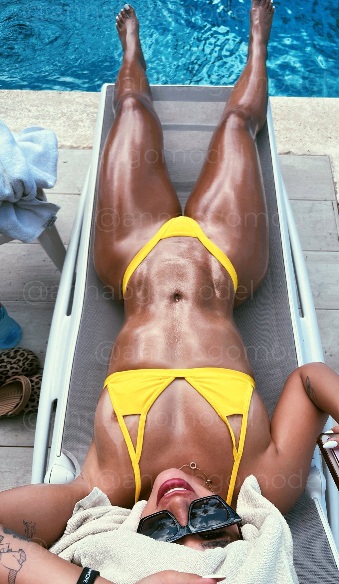 Annabgo - Annabgomodel - Anna Beggion on Twitter: "Opsie 🙊 // https://t