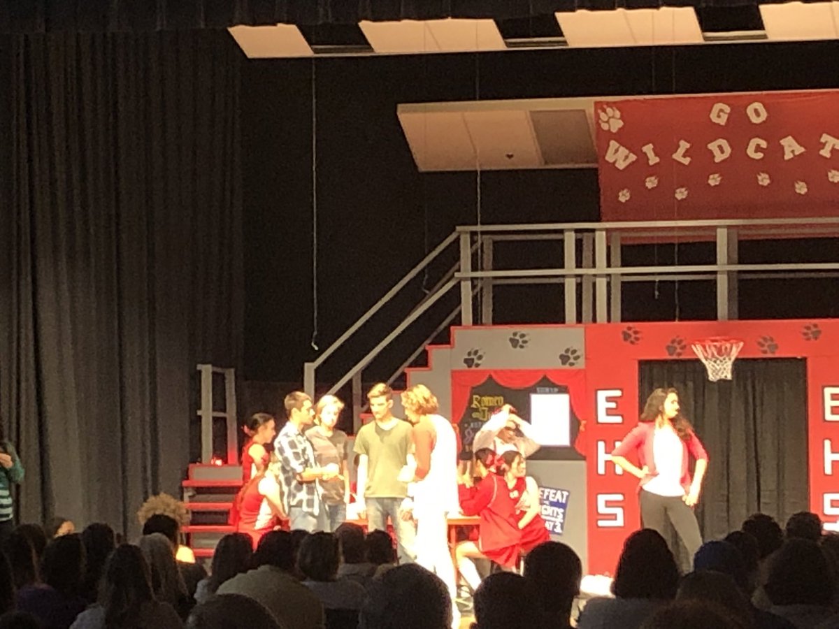 ManuszakEdward's tweet photo. Great way to spend Mother’s Day! Very proud of our HIgh School students who performed in our first musical in over 20 years! Bravo! Thank you Ms. Sinclair for organizing, directing and making this a reality! 👏 🎶 #rowlikevikings #LovePublicEducation https://t.co/qoTVu9Sr5z
