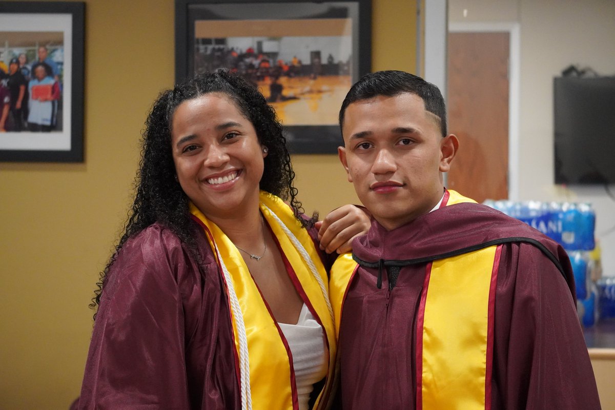 HTSoccerRams's tweet photo. Congratulations to McKenzie Dimery and Walter Castro for graduating from @HustonTillotson 🎓🏐⚽️

Wishing you all great success in the next chapters of your lives‼️ #HTisIDEAL #BeHT https://t.co/o8184y2Ihk