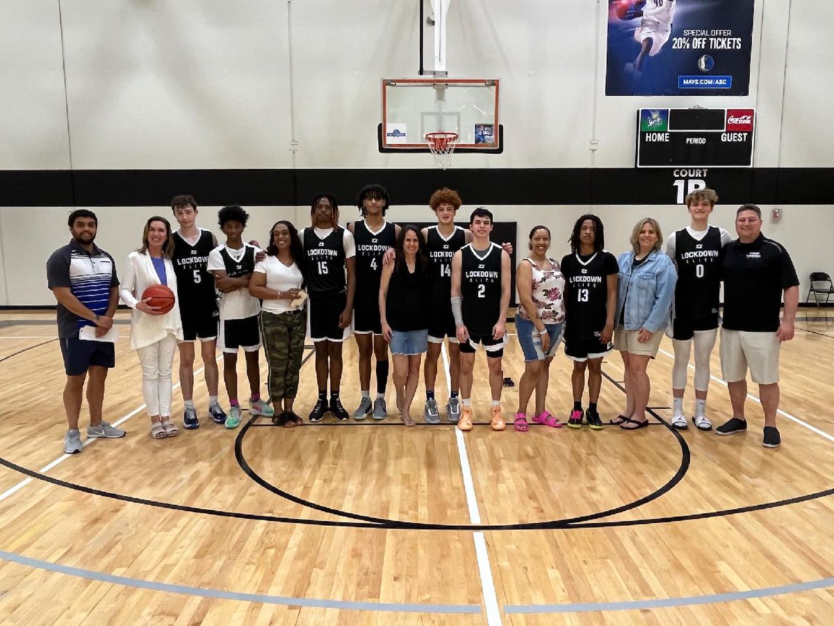 LockdownBBall's tweet photo. ATX Lockdown 17u finishes 2-1 at the @TheTB5Reports #WWTW with the 65-62 win over RJ Hampton Elite. @Col3_AH2023 had 17pts, @GunterDaniels1 had 12pts, @evanchatman15 and @gabrielparr18 both had 9pts, and @LeviRred2023 had 9 rebs.

Happy Mother's Day gift to our amazing moms! https://t.co/oAxUGWtHUI