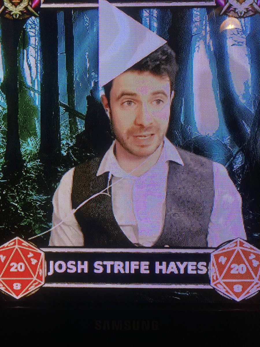 _vyks's tweet photo. nice hat right there @JoshStrifeHayes https://t.co/dxGjdamW2B