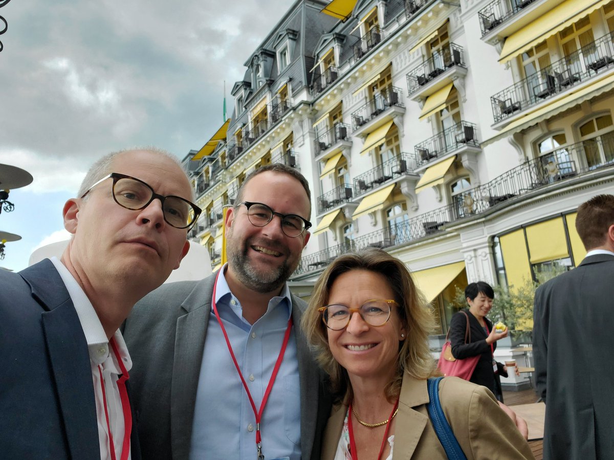 HeideckerMartin's tweet photo. Good to make new friends at Suisse HLG jubilee conference in Montreux. Thank you all for having antimicrobial resistance on your agenda and giving me the opportunity to share my perspective. https://t.co/CckIkHhxmy