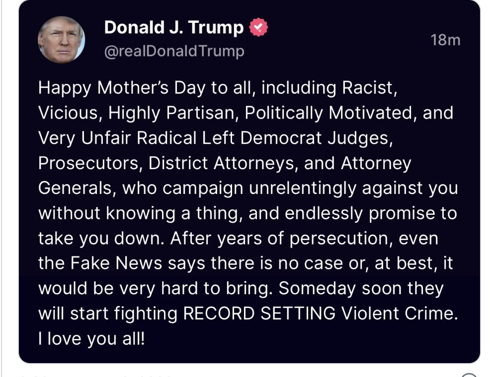 One of these is not like the other. Contrast &amp; compare.
😍vs🤮

#HappyMothersDay2022