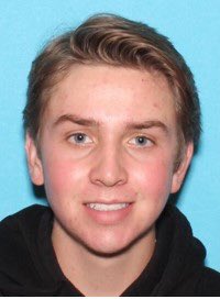 MN_CRIME's tweet photo. #MISSING: U of M police requesting the public’s assistance locating Austin Retterath, age 19, who was last seen at East River Rd. &amp; Franklin Ave. in Minneapolis.

Retterath is 6’2”, 160 lbs., and with blonde hair. He was wearing a blue t-shirt, dark shorts and white shoes. https://t.co/tfCb5ueAdh
