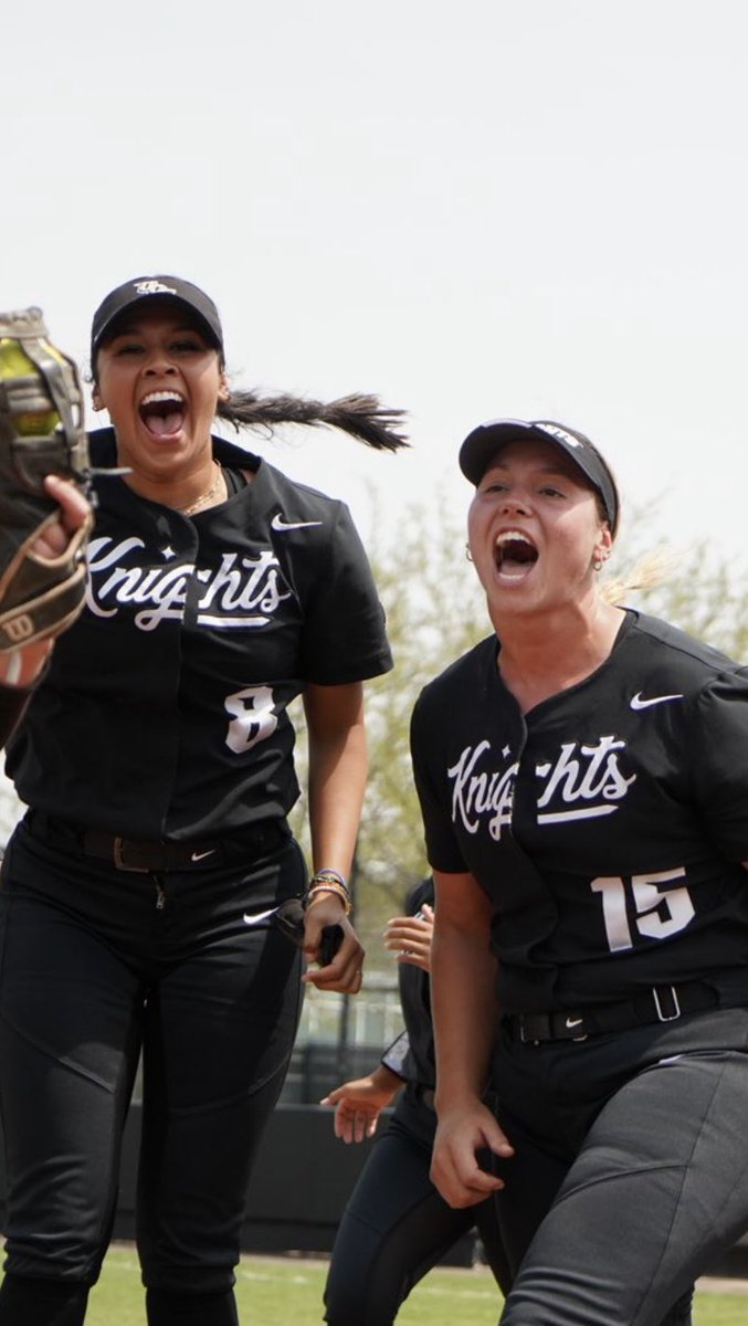 heyrach28's tweet photo. ❤️ of Champions! UCF 🥎 2022 American League Conference Champs. #gigi #knights @ggiannaaa_ @GavinMancha @monchspot https://t.co/rnP3g1rjxS