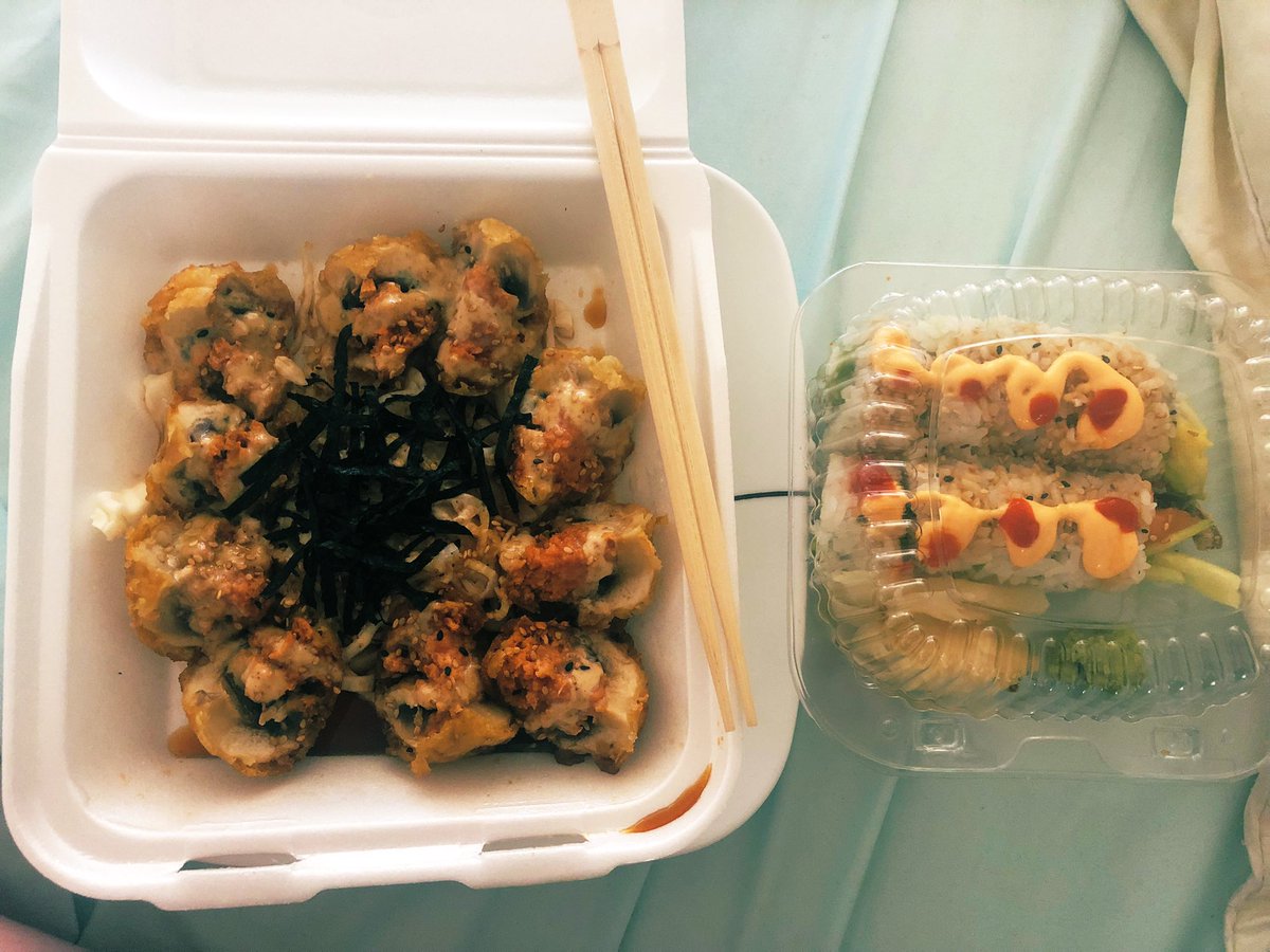 MetalxMamaxMake's tweet photo. I will eat any kind of balls you put in front of me. Any. Kind. #MonkeyBalls #Sushi https://t.co/7kgNAr6utM