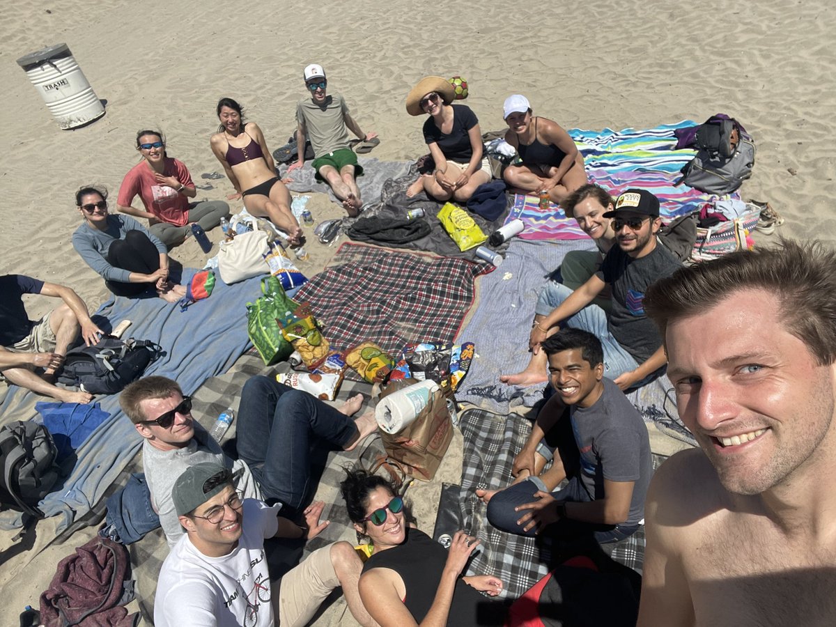 StanfordPACCM's tweet photo. PCCM Fellows’ Retreat!
A Friday full of food, laugh and fun.
The PCCM program took over a work day so we got to enjoy the beauty in Santa Cruz, CA.
#wellness https://t.co/s6VM6Z1ruc