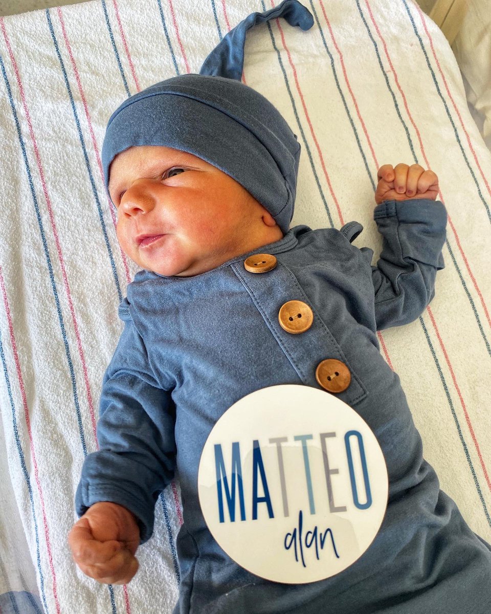 CassieStein25's tweet photo. Hello world 👋🏽 I’m new here 

Meet Matteo Alan Fracassi — born May 6. Mom &amp; Dad love you so much! 💙 @Ffracassi2 https://t.co/VeJfTdcQbZ