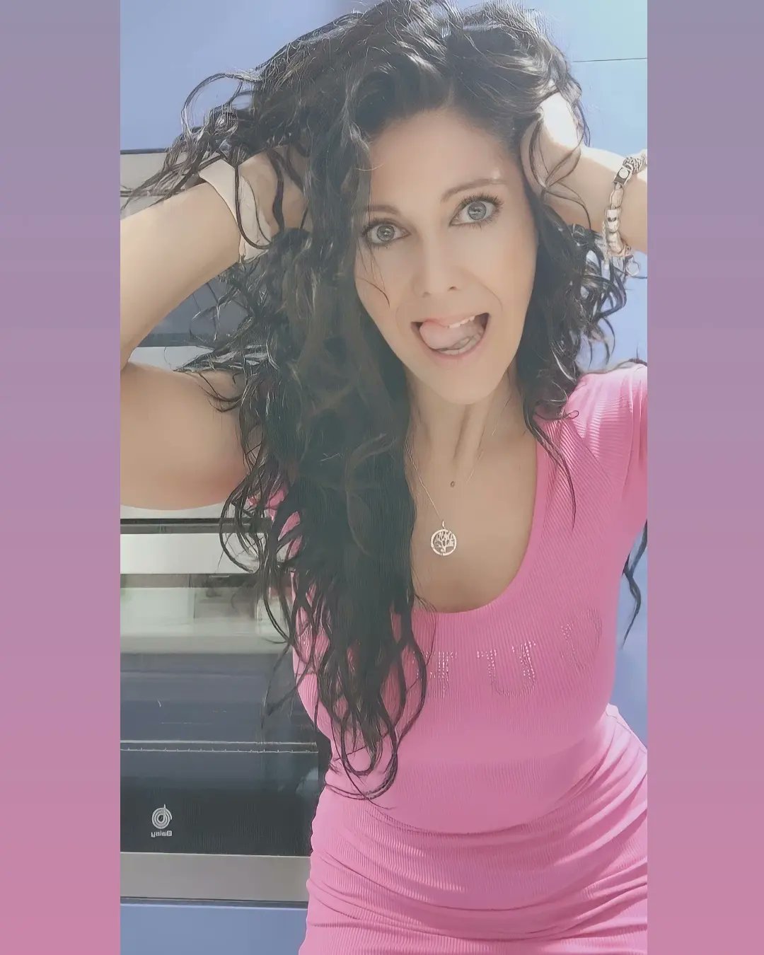 Tw Pornstars 4 Pic Spanish Cougar Twitter Desearos Un Gran Inicio De Semana 💓💓💓💓💓 9 57 Pm