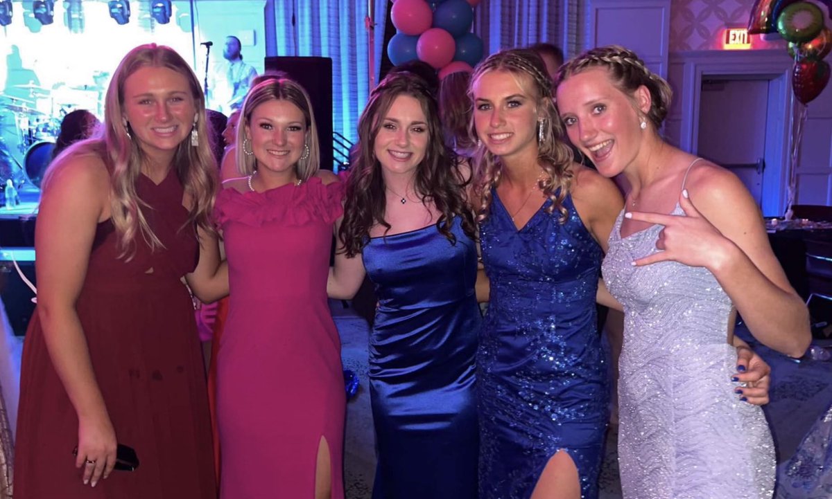 BraveFastpitch's tweet photo. Some of the ⁦@ths_brave⁩ Softballers enjoying ⁦@TalawandaHS⁩ Prom! #together  ⁦@patton_madie⁩ ⁦@BrooklynConra13⁩ ⁦@miadamuth⁩ ⁦@kaelynw04⁩ ⁦@McKenna_Weekley⁩ https://t.co/N8OFjt8kKy