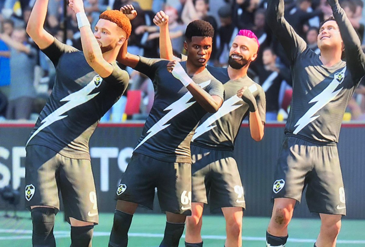 CDLlurito's tweet photo. LLURITO FC ES CAMPEÓN DE OCTAVA DIVISIÓN!!🏆🏆🖤🤍 #LluritoIndependentVolemAjuntament https://t.co/0ShN0nrKkE