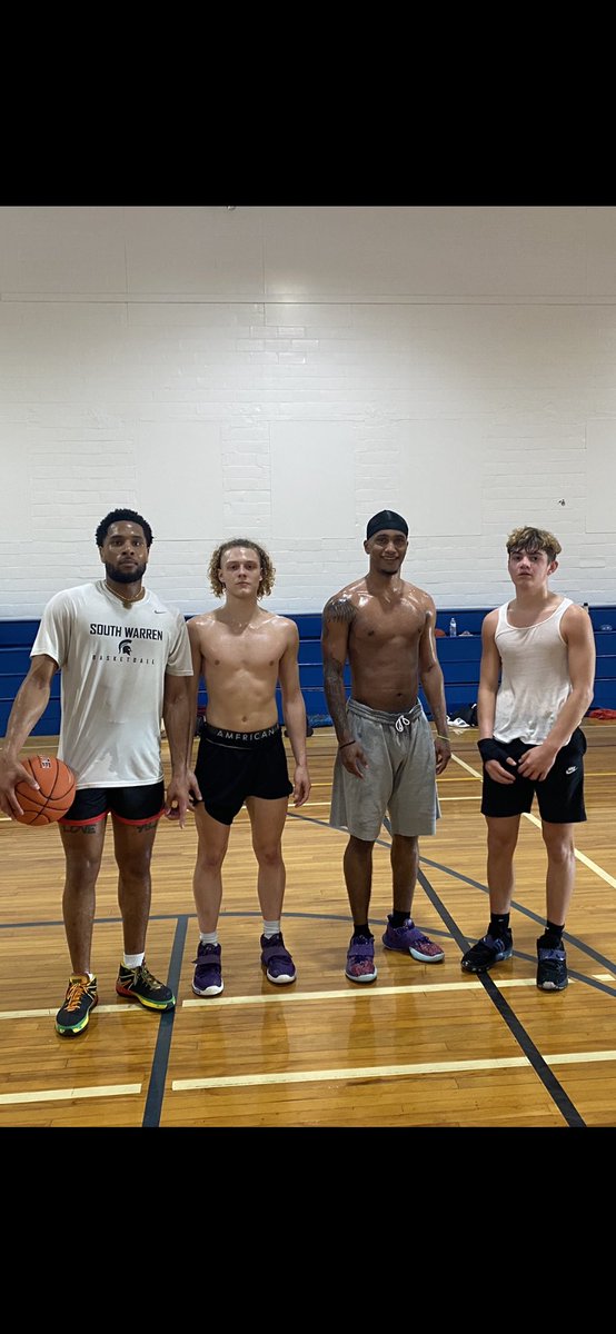 gregkeown23's tweet photo. Just 4 killers that had the same choice you had today. Excuses or results? They choice results.
โIf your afraid to fail your probably going to failโ -Kobe
@TyPrice2025 @MercerRogers25 @unmasteredjb @14treyj #WeWork4It #TheRealGrind https://t.co/zeICy8n3Dl