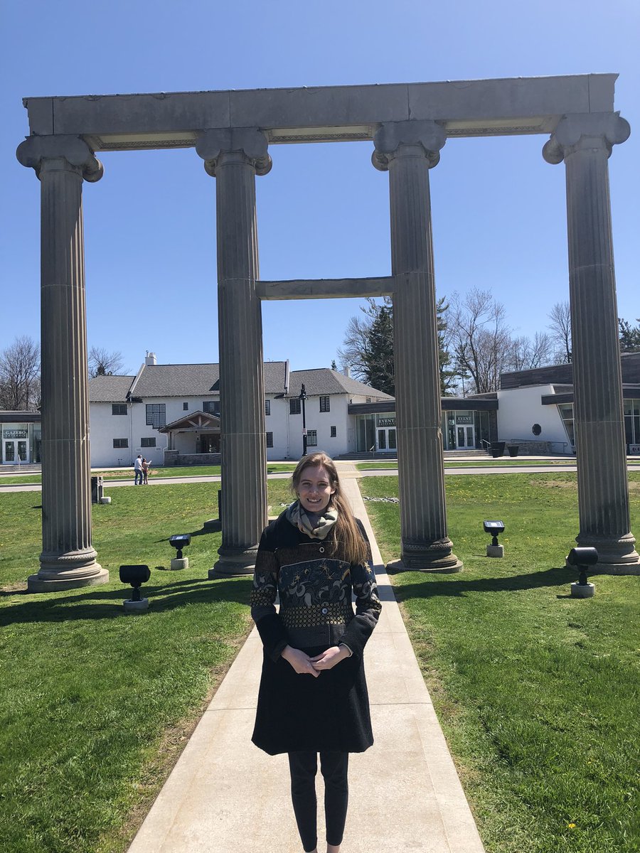 PasiekaOnPol's tweet photo. Beautiful day yesterday in the riding of #scarboroughguildwood, currently held by Liberal MPP @MitzieHunter. This was roughly a three way split in 2018. PCs were close 2nd; PCs & NDP running diff ppl than 2018; Hunter ran for leadership in btwn #clarain124 #124challenge #onpoli https://t.co/PBbRJh4MBx