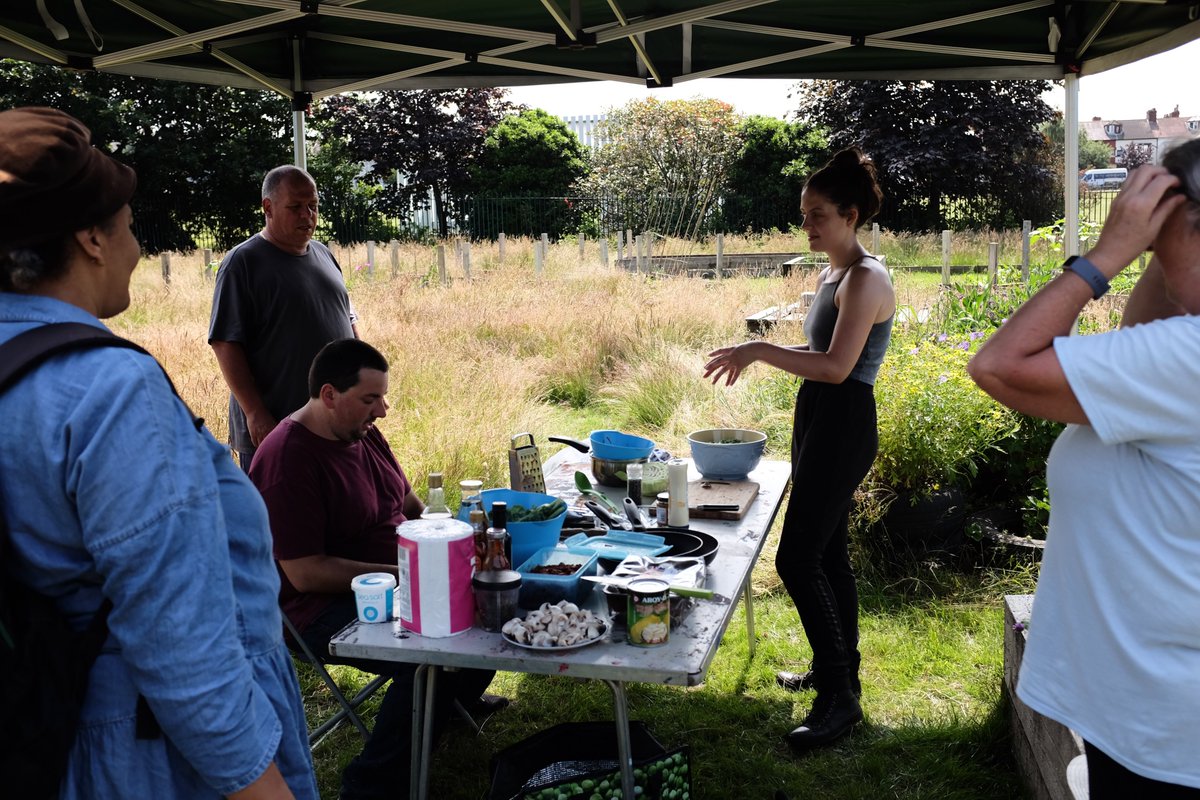 Volunteers at <a href="/lotusbrook/">Lotus Brook</a> feel they are making a difference, making the parks look better, and they enjoy the peaceful environment.
#SocEntsOfLCR
ieliverpool.com/lotus-brook/