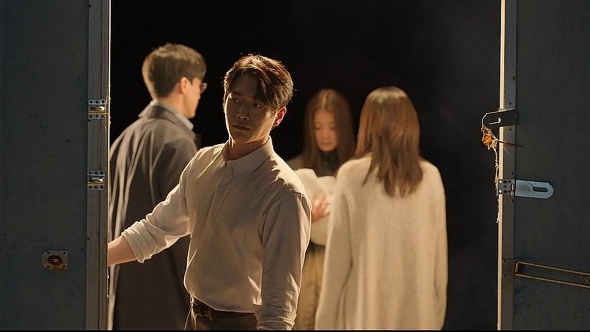 chantavaroo's tweet photo. ดู #Grid แต่ละตอน ต้องอุทานออกมา “เฮ้ยอะไรอ่ะ” ให้คาใจวีคต่อวีค มาถึงตอน #gridep10 #SeoKangJoon ตายหรอ!ใช่หรอ! พอทำใจได้เออคงตายจริงแหละ มาโผล่อีกทีตอนจบ เฮ้ยอะไร จบยังงี้จริงอ่ะ (เพิ่งรู้ว่าเป็นep.ไฟนอลตอนเข้าแท็กนี่แหละ เออเอาซี่) จบหล่อเลย หมายถึงคังจุนนะ ไม่ใช่เนื้อเรื่อง https://t.co/Yrjghh3uPn