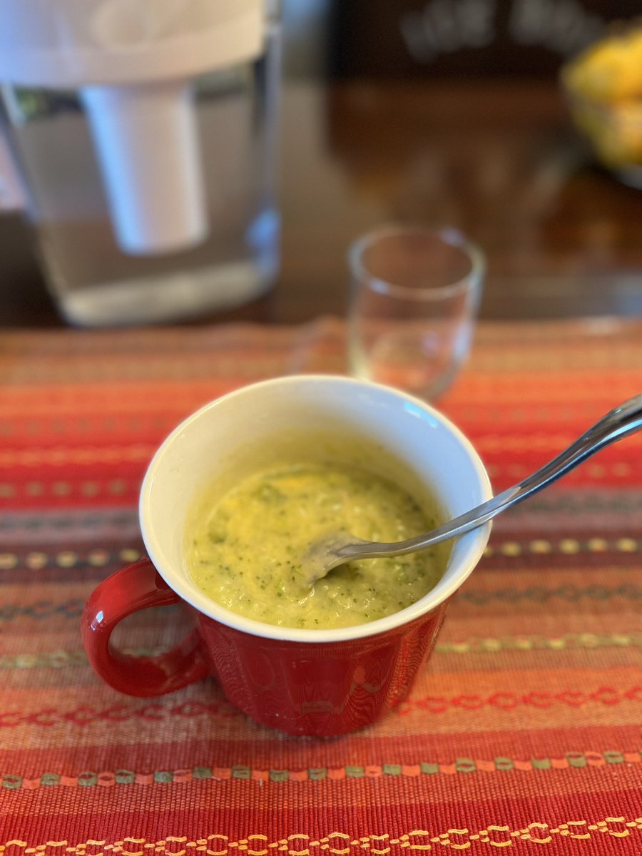 dawn_kimmy_nl's tweet photo. Iβm lucky tonight, I had left over broccoli soup for my starter, and I made cheddar/mozzarella chicken for my supper! #supperisserved https://t.co/0JxqxRr9WS