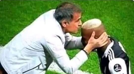 notafaso's tweet photo. Cuando te pasan el fernet recién armado https://t.co/fW6ch8jL1T