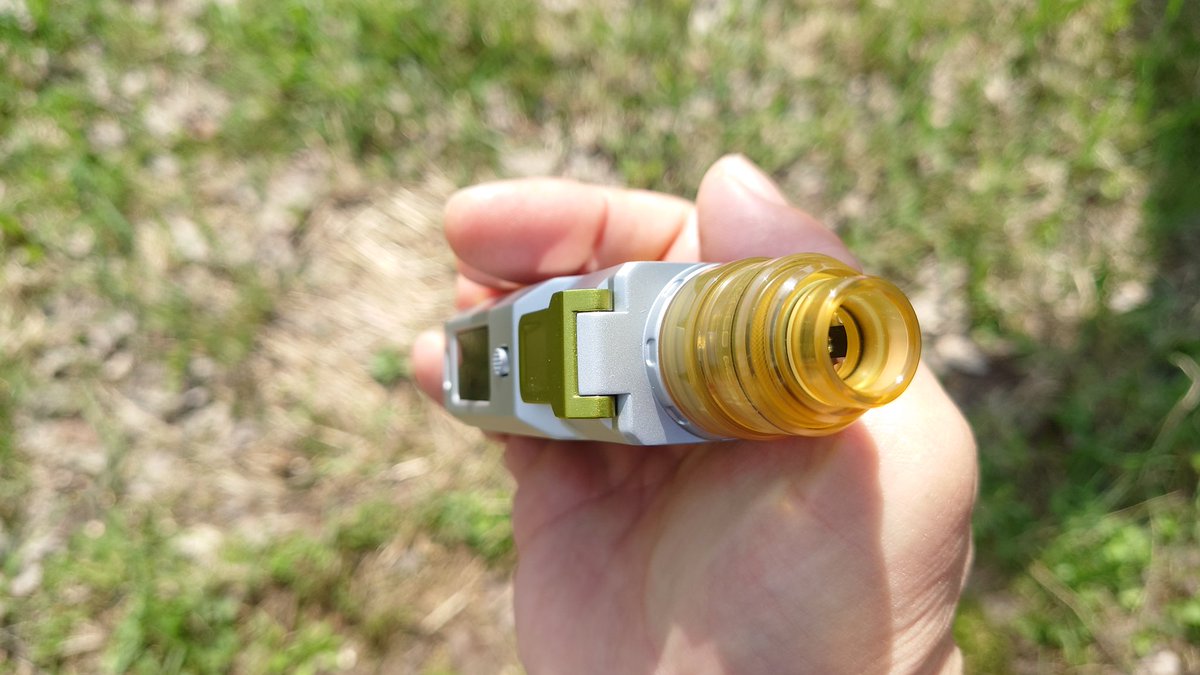 CebrjowHwScHCkj's tweet photo. 皆さんおはよっチェ😆👍今週も宜しくご安全に🙇💦WISMEC REULEAUX RX G 100W MOD + #massmods #axialprime RDA😋出張行ってきます。 #VAPE #vape好きな人と繋がりたい #VAPE好きと繋がりたい #VAPE初心者 #WISMEC https://t.co/OD0RWRBr4I