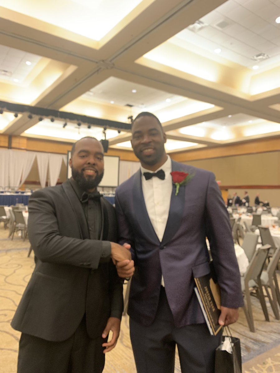 BDDA1's tweet photo. At the 54th Alabama Sports Hall Of Fame with @JustinTuck congrats @ASHOF 🏈 https://t.co/plMUN8JC6z