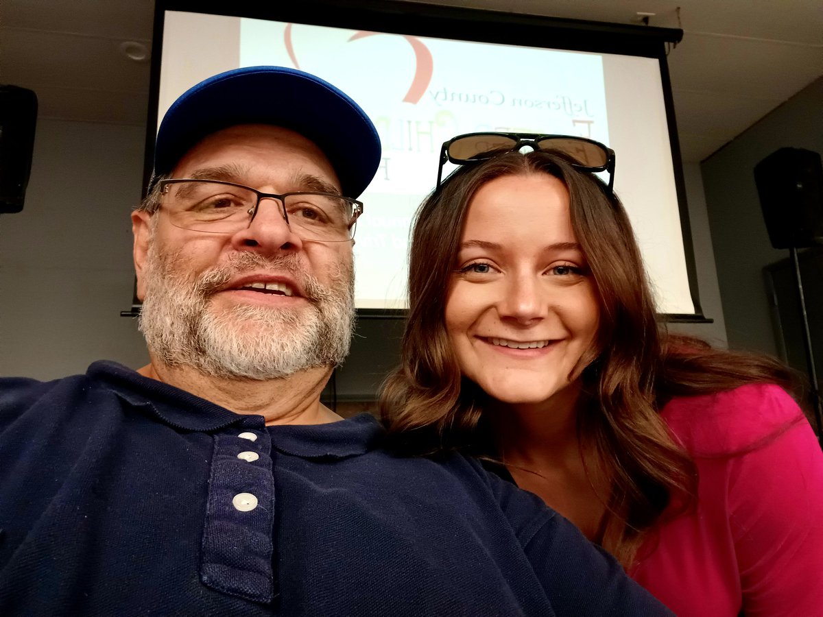 whitenerjeffrey's tweet photo. #CelebrityVIP sighting at the Jefferson County Foster Care Fund Trivia Night on Friday. Former @jeffR7ladyjays & @R7trackteam standout @holly_welker was in the house, as was the entire Welker family. I was able to get past her security detail to ask for a selfie! https://t.co/DuLeZ8hvMb