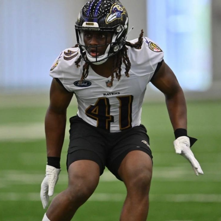 LBARBARAFORD's tweet photo. #ProudMama 
#CMOE 
@1moorechris 
@Ravens https://t.co/68qc496NpF