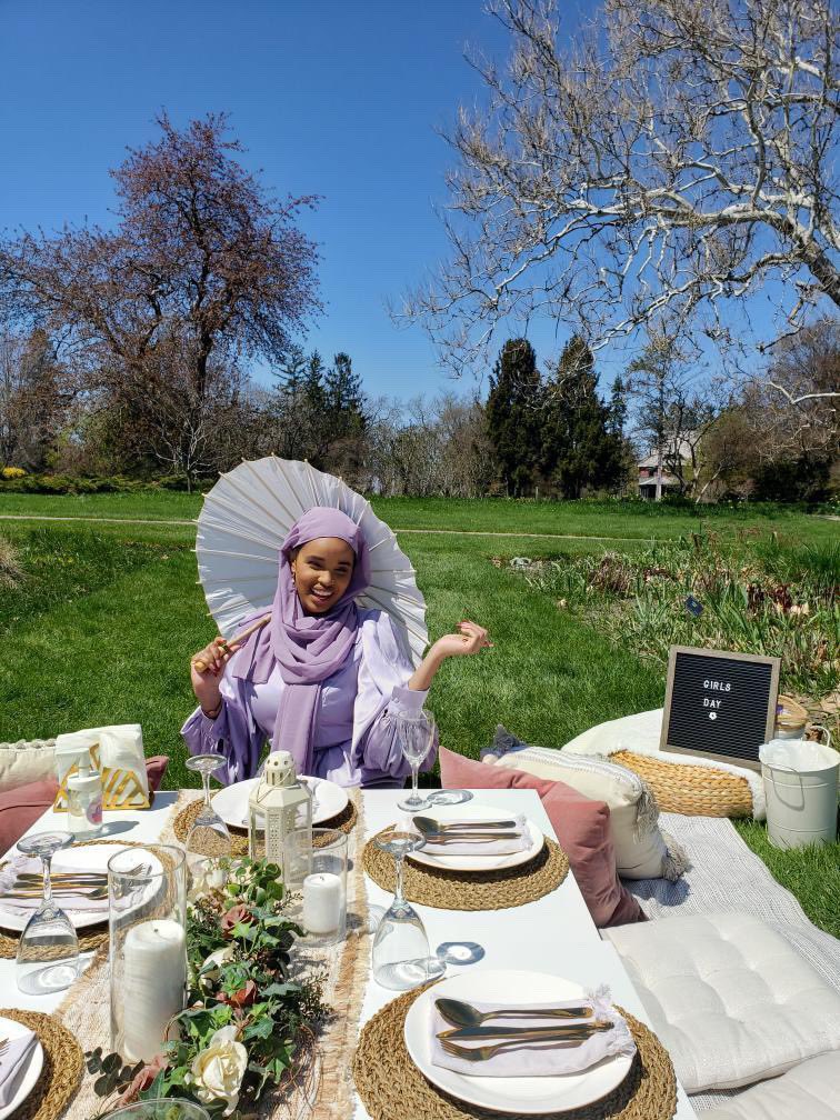 suhdua's tweet image. In love with me