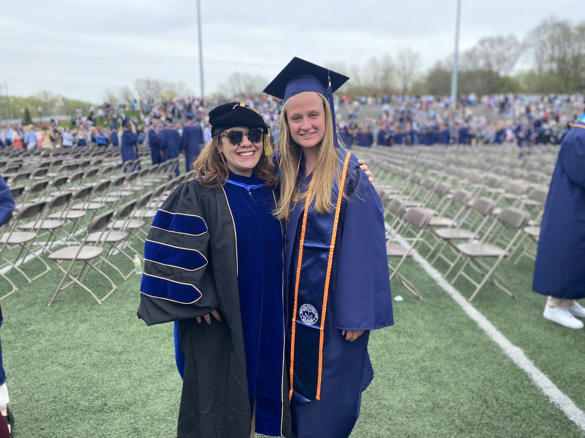 It was wonderful to celebrate with our <a href="/HopeNeurosci/">Hope College Neuroscience</a> <a href="/HopeBio/">Hope College Biology</a> graduates in today’s #commencement! 🎓 You are truly amazing, and I will miss you dearly! 💙🧡⚓️ <a href="/HopeCollege/">Hope College</a> #hopeforward #Classof2022