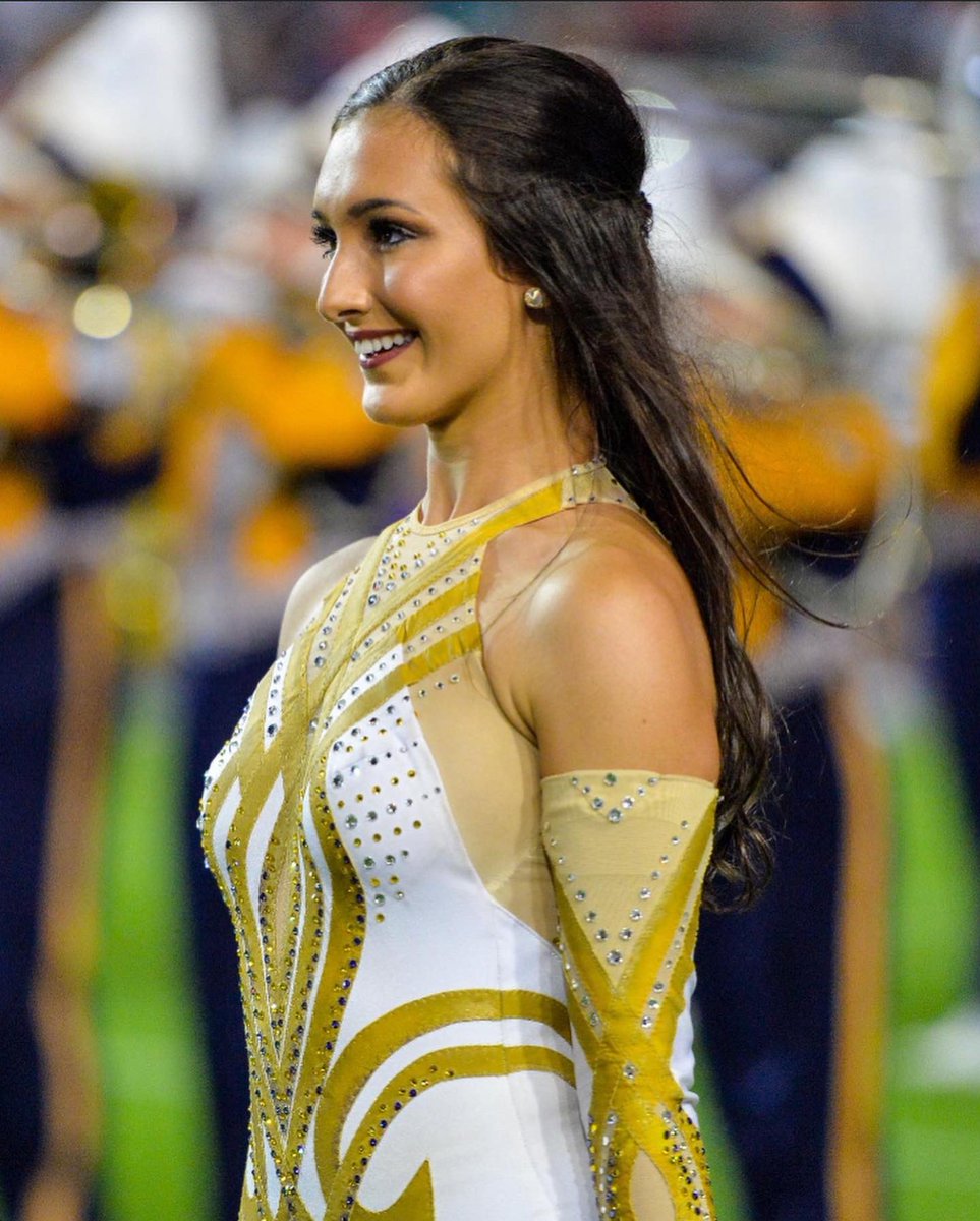 Happy Mother’s Day! We are obsessed with Rachel and her mom, Ronnie who is a Golden Girls Alum🤩 #lsugoldengirls ✨