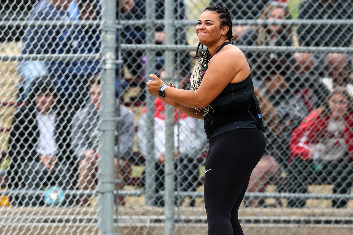 CONFERENCE CHAMPION!

Ashlan Burton wins her 5th (!!) career <a href="/TheMIAA/">The MIAA</a> shot put 🏆 after posting a provisional mark of 15.45m (50-08.25)!

#teamUCM x #BringYourAGame