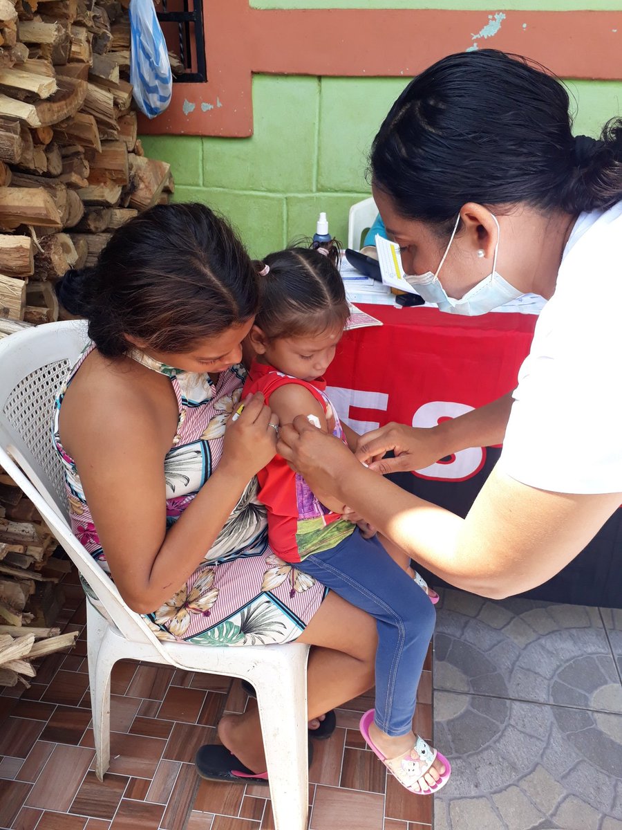 Cachorrosmp1's tweet photo. #Nicaragua  
#somosPuebloQueVence
#8deMayo   se realizó hoy jornada  nacional de vacunación a nivel Nacional. Por qué la Salud es fundamental para nuestro gobierno viva Daniel https://t.co/PTYMtGDHSy