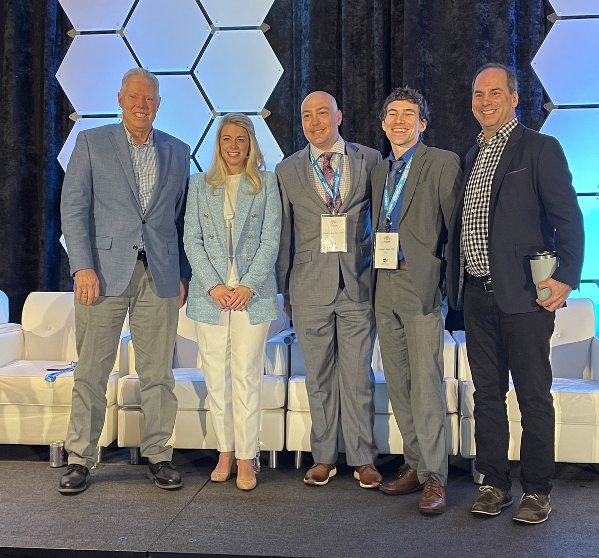 ModOptometry's tweet image. No stage fright to be found at #MODLive2022! Speakers, panelists, moderators: THANK YOU. You were born for this!✨ #optometrists #ODlife