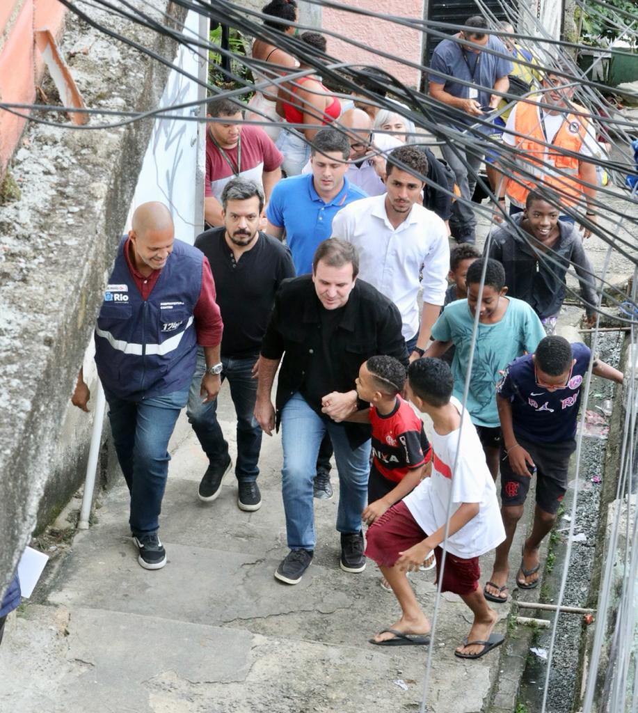 Tuiuti! 💪🏽💚

<a href="/eduardopaes/">Eduardo Paes</a>
<a href="/SalvinoOliveir1/">Salvino Oliveira</a> 

📸 Beth Santos