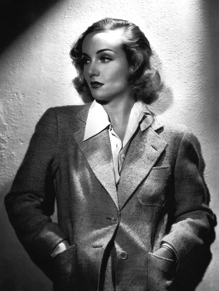 TheTimBurgess's tweet photo. Carole Lombard #SundayStyles https://t.co/5jAn7dY96J