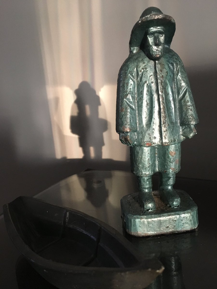 We’d like to introduce you to our mascot, Randy Shay 🐟 

We’re doing some redecorating around here—stay tuned for more soon! 

#Mood #InnkeeperDuringAGlobalPandemic #StJohns #StJohnsNL #Newfoundland #NewfoundlandAndLabrador #NL #YYT