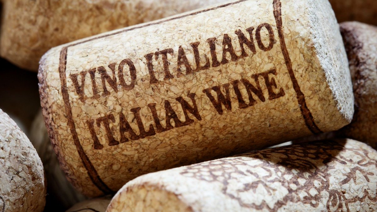 PCSgrades's tweet photo. No wine left behind! Here are tips to ship your alcohol home from Italy. https://t.co/NMVrpE27Bq
#pcstips #oconuspcs #militarylife #shippingalcohol #milspouse https://t.co/GM5twiU0nT