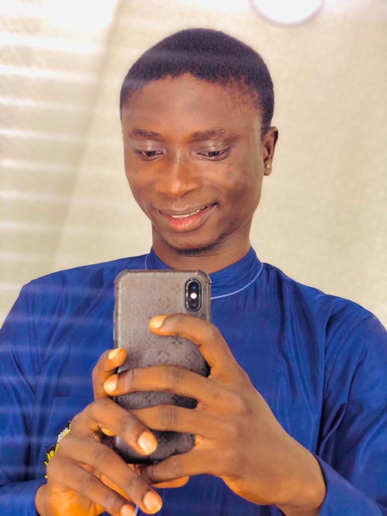 itzisuperstar's tweet photo. HAPPY BIRTHDAY TO OUR OWN OGA PATAPATA @therealmaresca ❤❤❤ We celebrate you for seeing today that you're born...we pray no evil shall befall you and your family in Jesus Name🙏🙏 https://t.co/PNFRMQtMDr