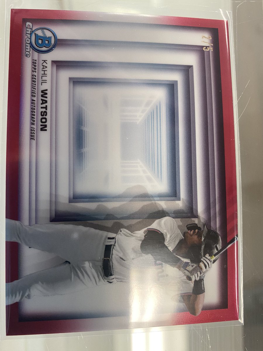 unopenedpackman's tweet photo. @KahlilWatson1 @Topps @Fanatics Can we get the auto or do we need 3-D glasses to see it 😁 SSSP edition invisible ink! https://t.co/CkQacgvX0K