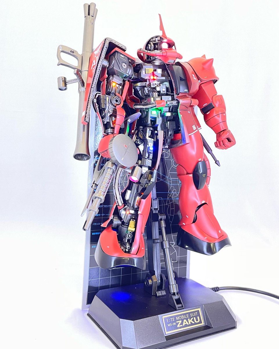 SPIRITUALHEART_'s tweet photo. 1／72メカニックシャアザク完成/
子供の頃いとこのおうちで見ていつか挑戦してみたいと思ってました^_^
#北海道プラモ部
#HPMC
#旧キット
#メカニックガンダム
#メカニックシャアザク
#ガンプラ https://t.co/ZcZPKs6fHX