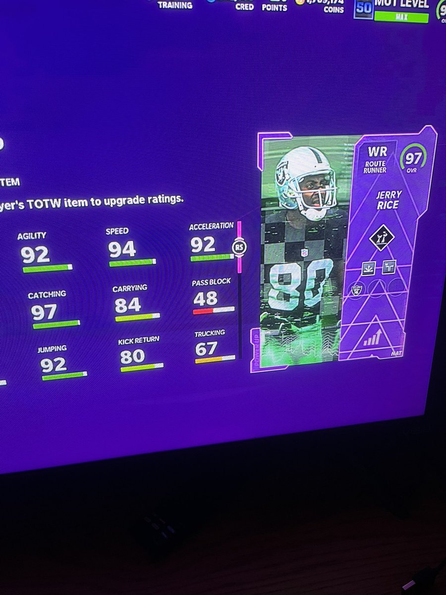 ldevon81's tweet photo. @EASPORTS_MUT @JerryRice https://t.co/XseXyuQJyl