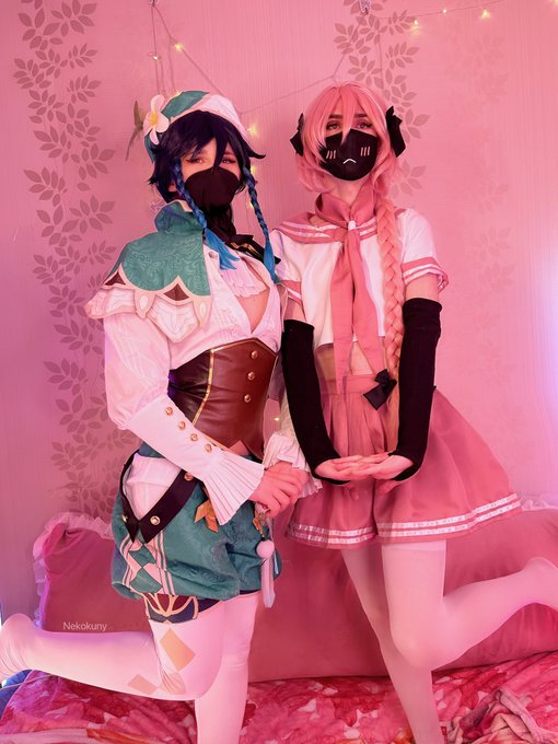 With my best friend  💚x💖 #venti #Genshinlmpact #FateGrandOrder #cosplay #femboy #crossdresser https://t<a href="/tag/venti"class="tags">#venti</a><a href="/tag/genshinlmpact"class="tags">#Genshinlmpact</a><a href="/tag/cosplay"class="tags"><span>#cosplay</span></a><a href="/tag/crossdresser"class="tags"><span>#crossdresser</span></a><a href="/tag/femboy"class="tags"><span>#femboy</span></a><a href="/tag/fategrandorde"class="tags"><span>#fategrandorde</span></a>