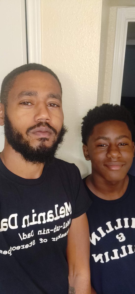 KingCryptMonger's tweet photo. When your 15yr old is almost your height🥵 #cantgoonmaury #mytwin #teenson #bipolardad @MelaninDads https://t.co/0ADBBNNgIw