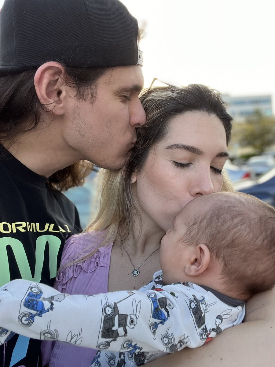 FIRST MOTHER’S DAY🥹🥹🥹🥹