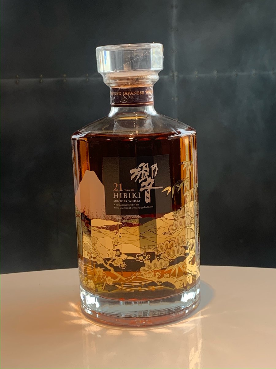 [分享] 鈴木誠也 贈送21年威士忌給小熊球團職員