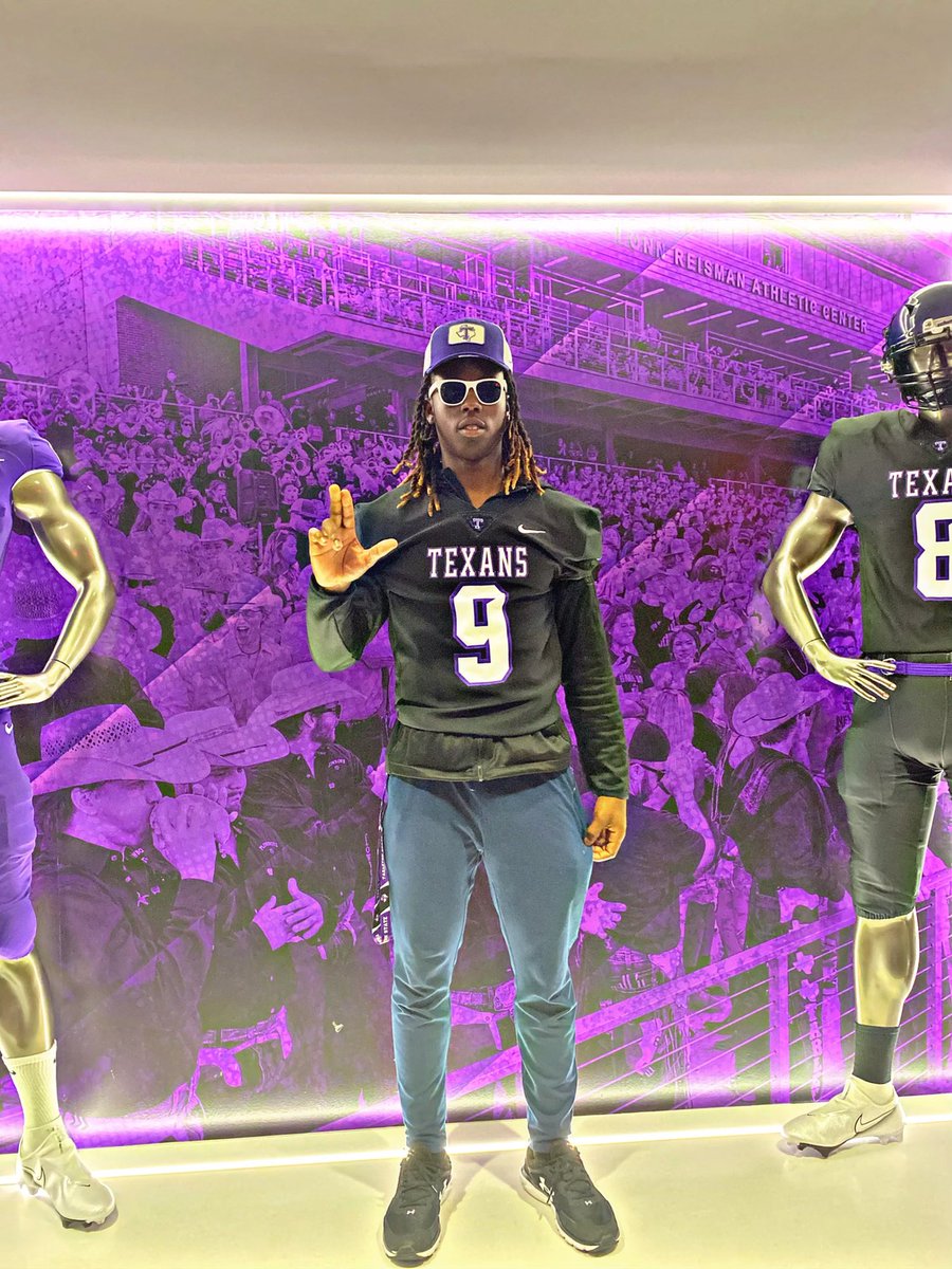 Zy’Aire King tweet media