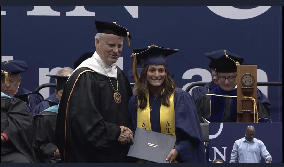 Congrats <a href="/Maggssss___/">maggie meyer</a>  4 incredible years at Marian. 1 Natty and a Final 4 this season.