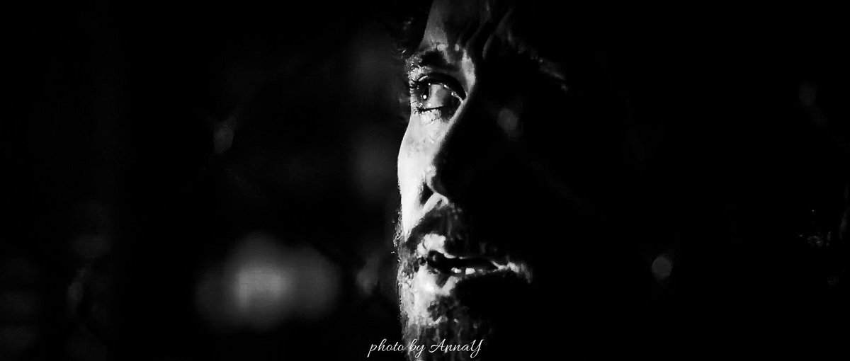 Rafetka's tweet photo. 🍂"It sometimes happens that life separates two people just to show both how important they are to each other." 🍂
©Paulo Coelho
🪁#Kites🪁
#JayRay
#HrithikRoshan 
#AnuragBasu
✨@iHrithik✨
@basuanurag 
@HrithikRules 
Amazing scr. @anna_milia 😘🤗🥰 https://t.co/VqMMN1ej5h