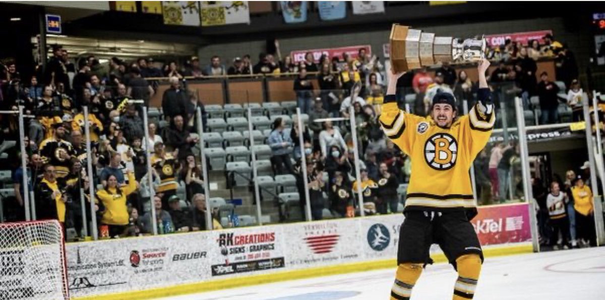 MilsyX2's tweet photo. @WPGmarkpatton I don’t necessarily believe in curses but I do believe in numbers and facts and it’s the first to FOUR wins.  Doesn’t matter what the scores are you need 4 wins.  Mark I like this picture better.  Thanks for some bulletin board material. https://t.co/HT2RSxMXgL