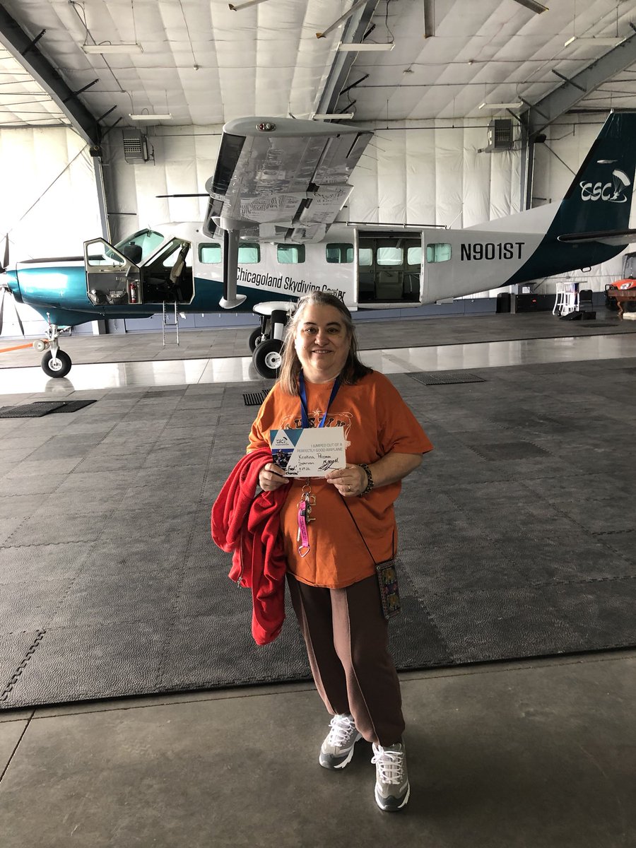 _Malfunction_'s tweet photo. My mother has always been the rock in my life. The pillar of support that I can lean on when others doubt me. From esports &amp; cosplay, to being okay with jumping out of a plane, she always supports whatever crazy ideas that I toss her way.

Couldn’t have asked for a better mom! 💖 https://t.co/L8pxmhKX3I