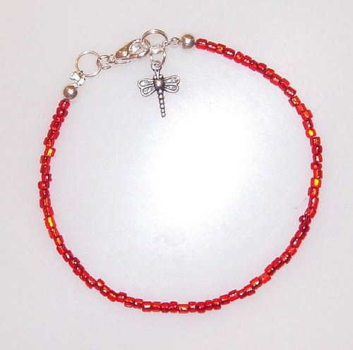 anorexicatwink's tweet photo. Can we bring those ana braclets back i need to know when im spoting edtwt bitches in the wild https://t.co/XIQX5VeqGu
